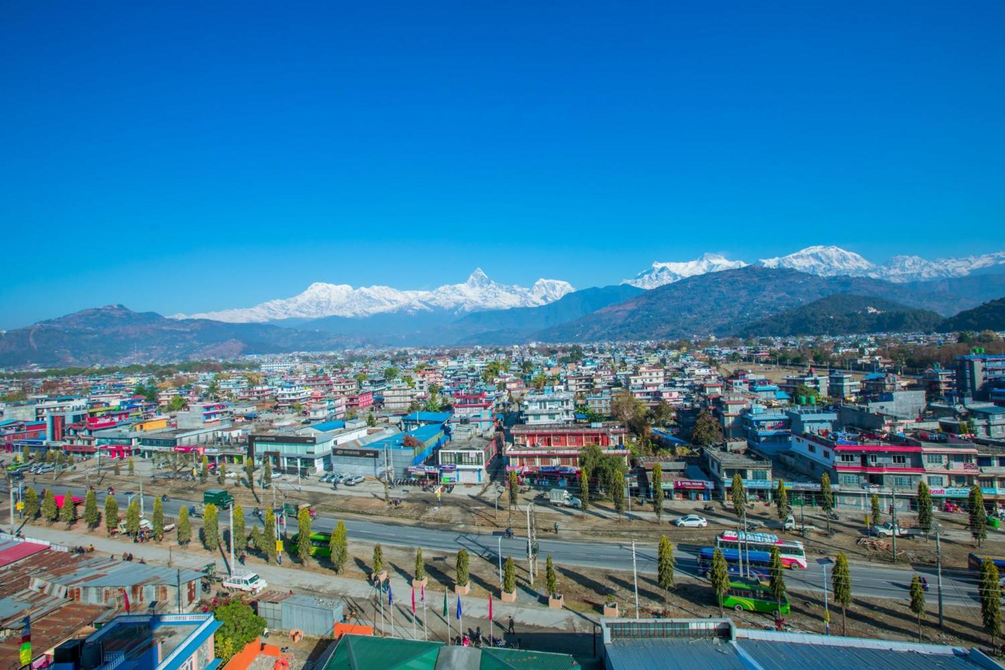 Hotel Task International Pokhara Exteriör bild